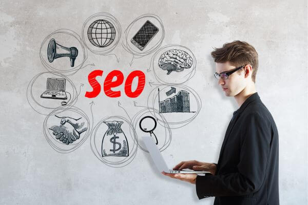 Tartalomgenerálás kihívásai - SEO